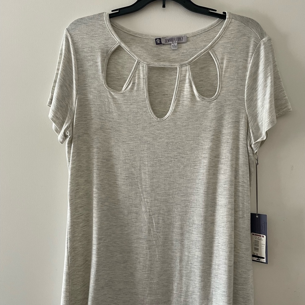 Jennifer Lopez tee with cut out design at neckline  in size L NWT
